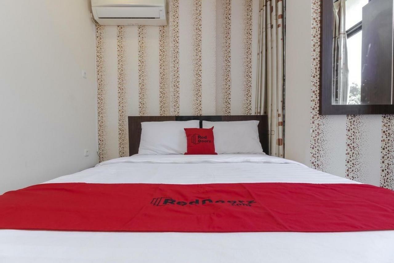 Reddoorz Plus @ Paal 2 Manado Eksteriør billede